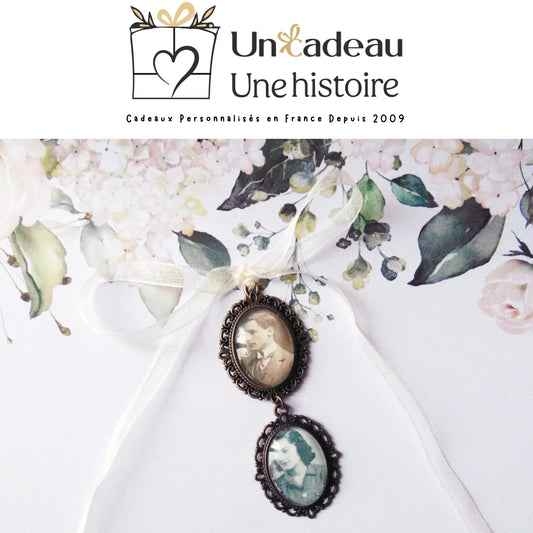 Médaillon photo accroché à un bouquet de mariée, bijou personnalisé en hommage à un proche.