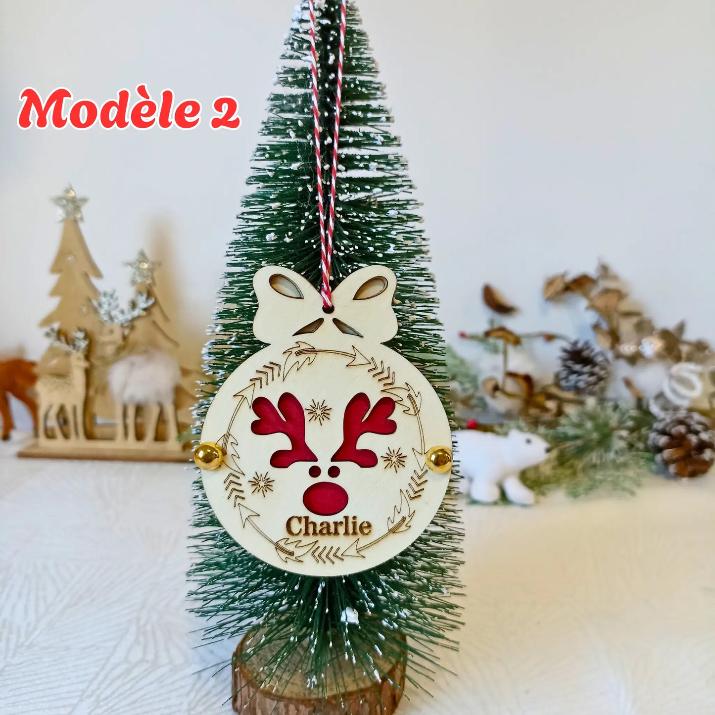 Gnome de Noël en bois gravé – Décoration sapin personnalisable