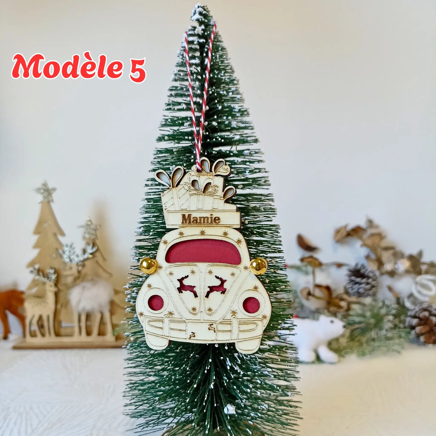Gnome de Noël en bois gravé – Décoration sapin personnalisable