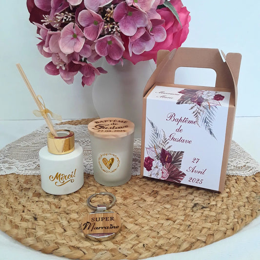 Ensemble raffiné : bougie gravée, diffuseur parfumé, porte-clés en bois et métal gravé, box cadeau prête à offrir.