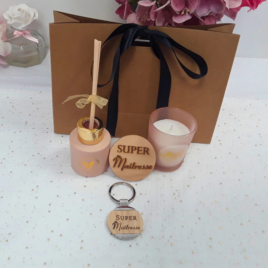 Coffret cadeau femme avec objets gravés main.