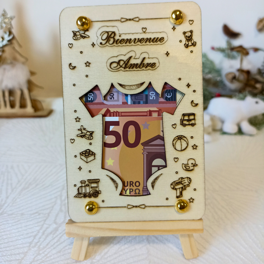 Carte cadeau en bois personnalisée – Cadeau de naissance original – Gravure laser artisanale – Idée élégante pour anniversaire ou étrenne