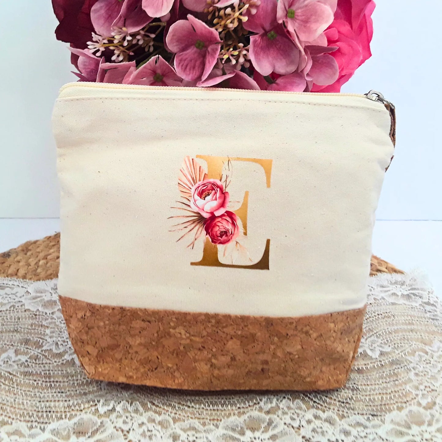 Trousse en liège et coton faite main en France.
