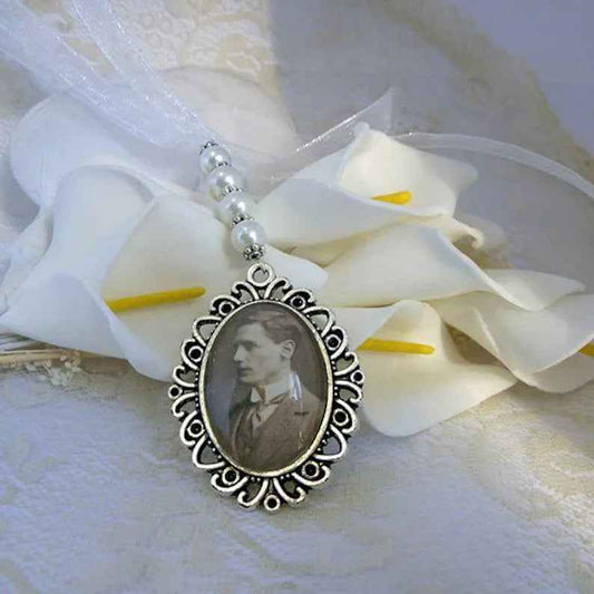 Médaillon pour bouquet mariée, personnalisable avec photo et texte, bijou hommage, bijou émotion, hommage à un proche, souvenir de mariage