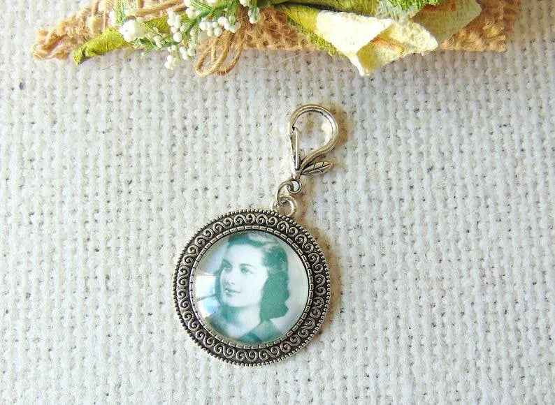 Hochzeitsknopfloch, personalisierbar mit Foto oder Text, Souvenirschmuck, emotionaler Schmuck, Geschenk für den zukünftigen Bräutigam, Denkmal, Hommage an den Verstorbenen