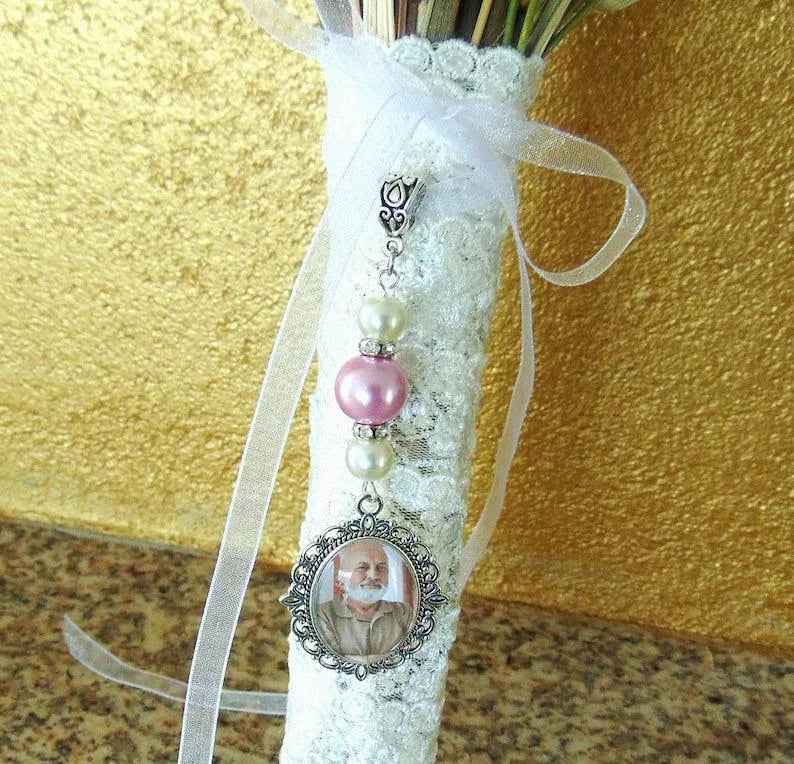 Locket for bridal bouquet, personalized locket with photograph, deceased keepsake jewelry, tribute jewelry, pearl color of your choice