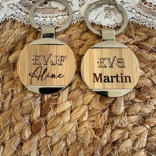 Porte-clés Personnalisés en Bois - Fabriqué en France - Evjf, Evg, Mariage - Cadeau témoin - Cadeaux Personnalisés Invités - Gravure - Clefs