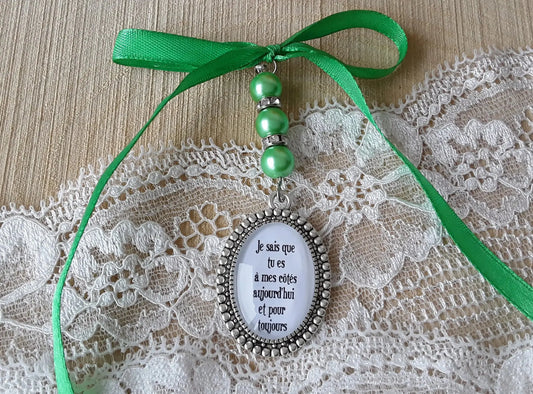 Médaillon photo pour bouquet de mariée personnalisé.