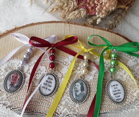 Médaillon photo pour bouquet de mariée avec ruban.