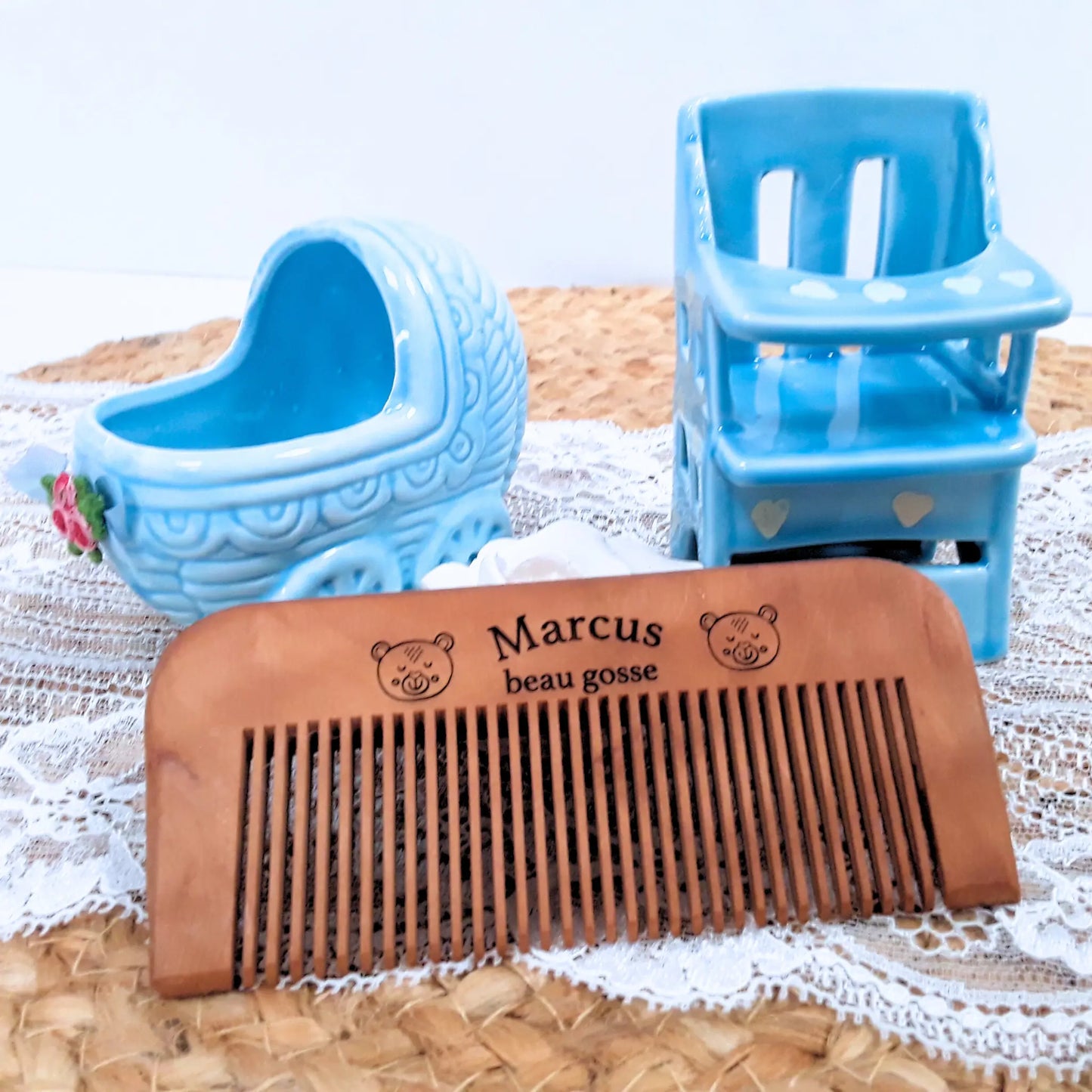 Peigne personnalisé pour bébé garçon.