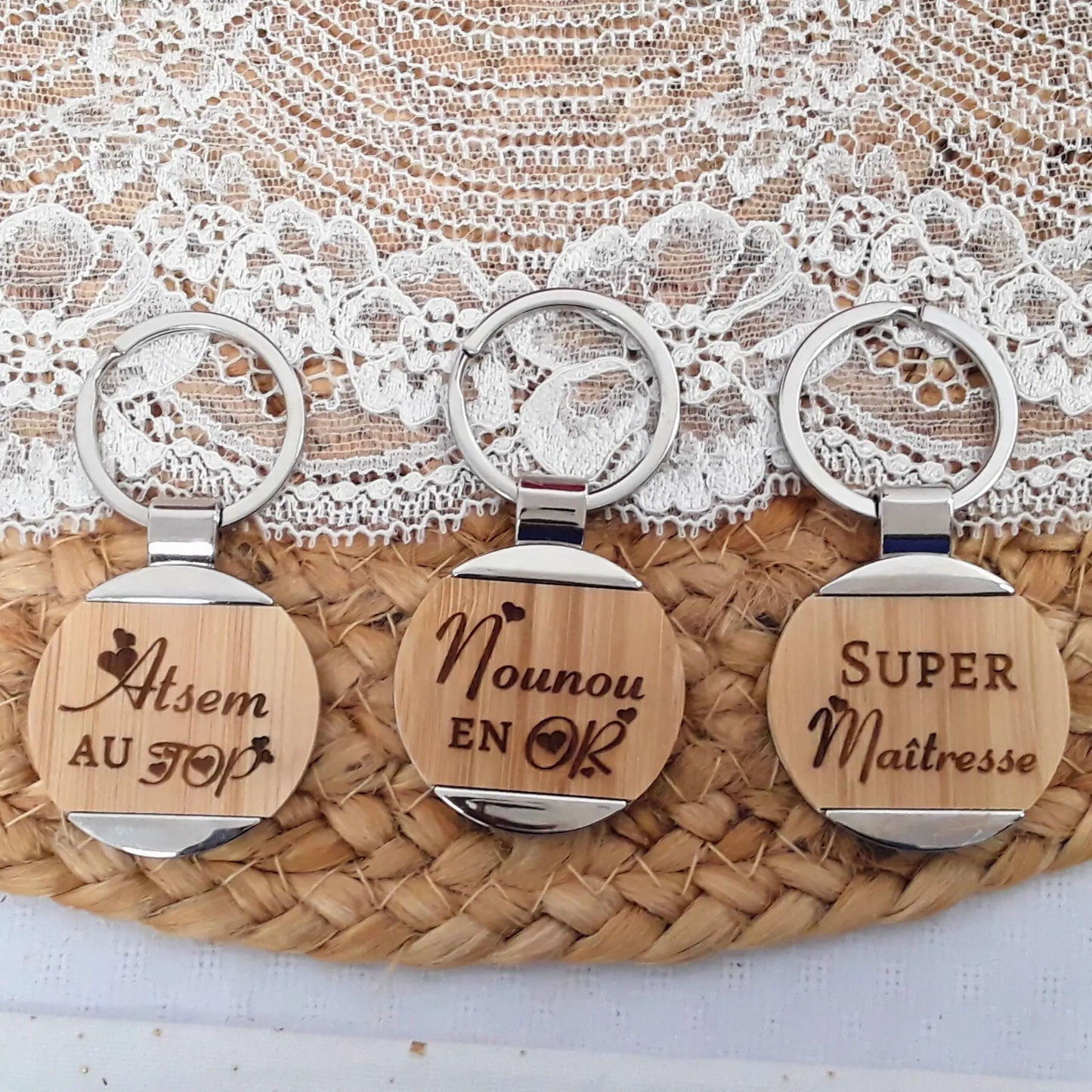 Porte-clef en bambou pour collègue ou ami.