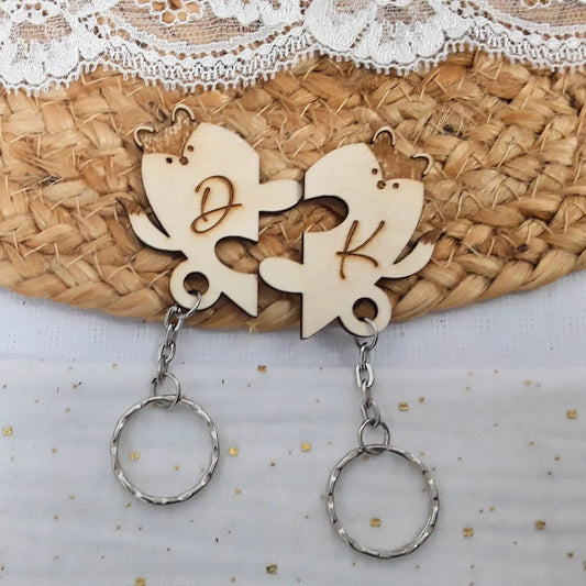 Cadeau couple bois gravé initiales.