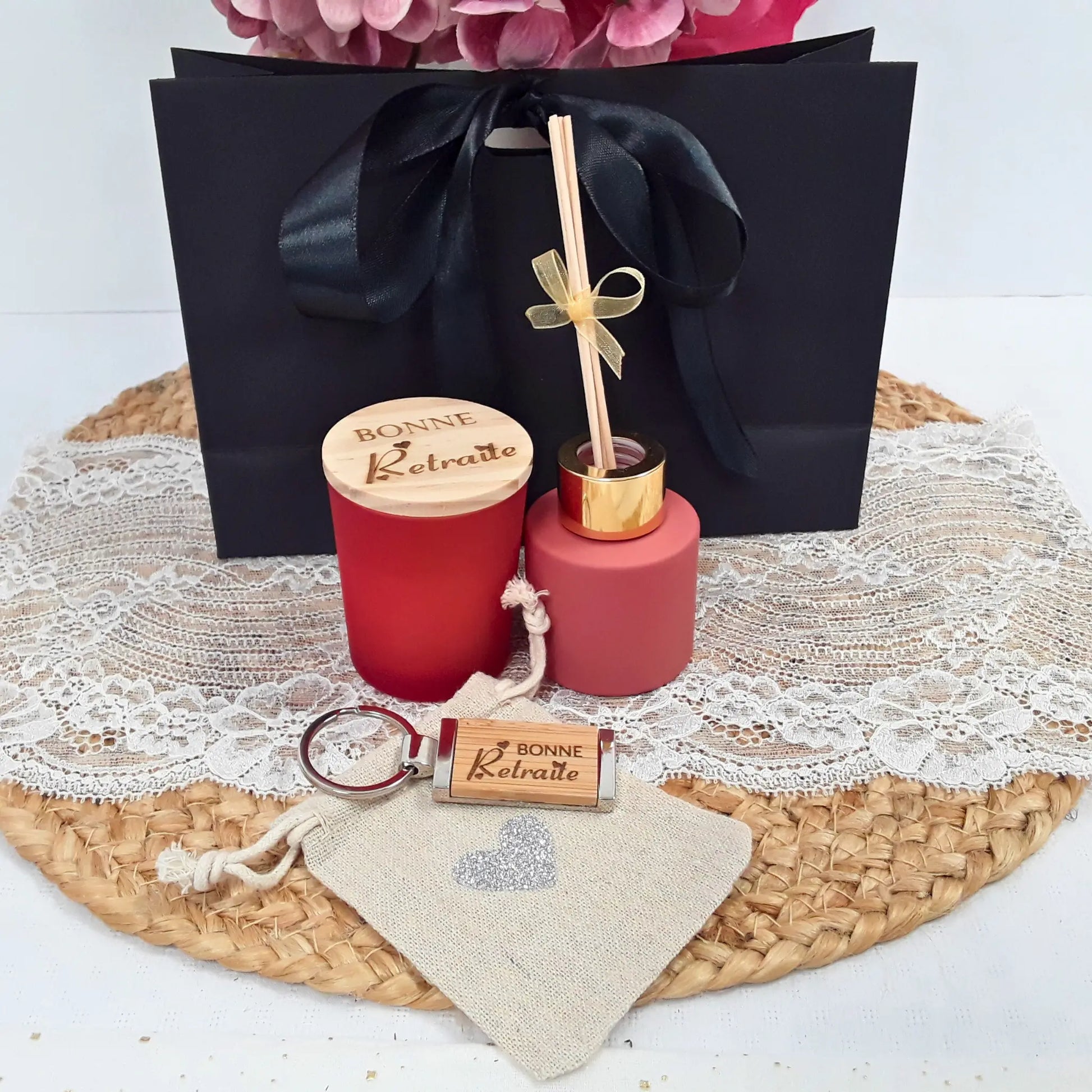 Coffret départ en retraite personnalisé avec diffuseur de parfum et savon.