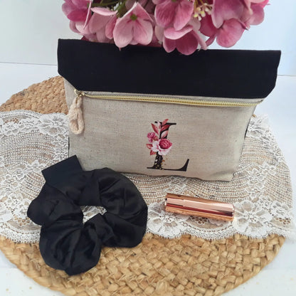 Coffret maquillage femme personnalisé Un Cadeau Une Histoire : élégance et bien-être faits main.