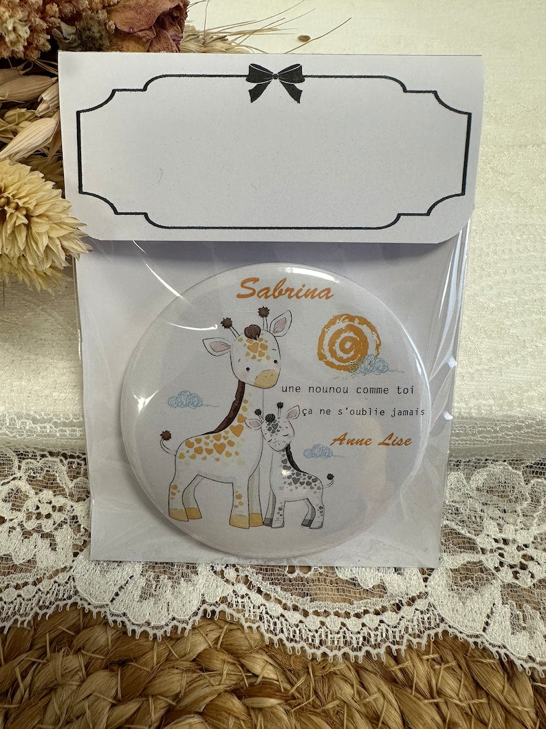 miroir de poche, badge ou magnet personnalisé, cadeaux nounou pas cher, cadeau pour une nounou,  taille 75mm