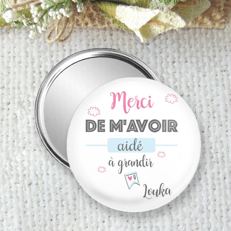 miroir de poche, badge ou magnet personnalisé 75mm, cadeau fait main, pour atsem, maîtresse, nounou, assistante maternelle, pédiatre