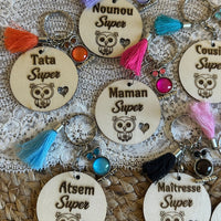 Personalized key ring, free gift bag, grandma gift, grandparent gift, engraved wood, owl charm, pearl, pompom, French