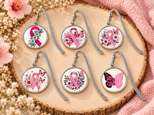 Six marque-pages Octobre Rose avec les derniers visuels cabochon 25 mm de la collection