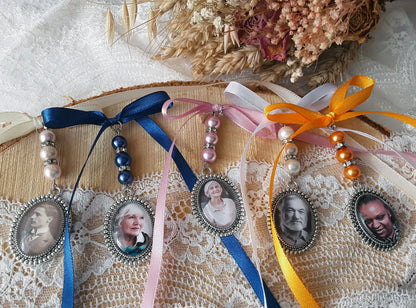 Médaillon commémoratif artisanal pour mariée.