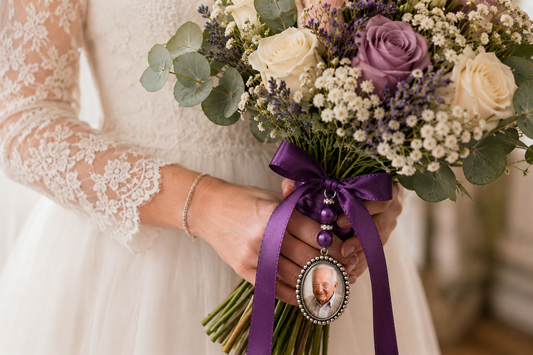 Médaillon bouquet mariée personnalisé – Bijou souvenir photo mariage – Fait main en France