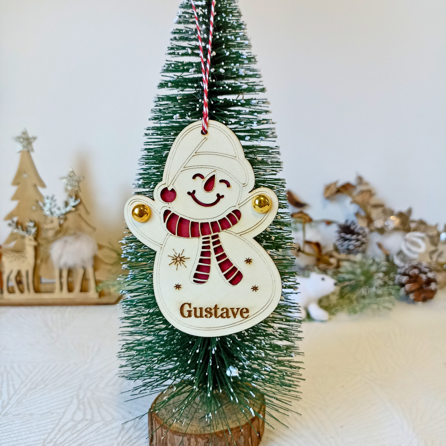 Décoration de Noël couple personnalisée – Ornement gnome en bois gravé – Cadeau romantique